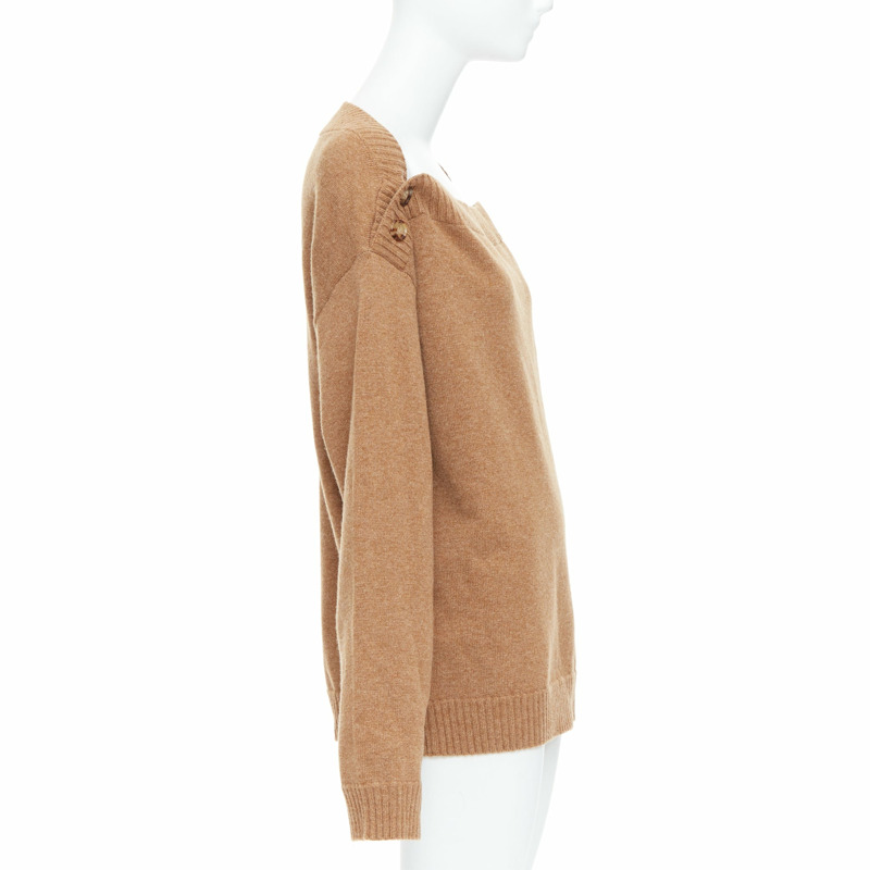 BURBERRY camel brown wool horn button bateau neck sweater L-3