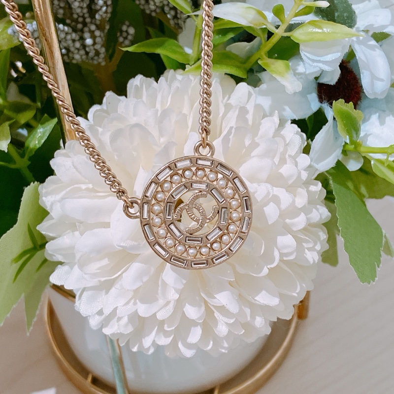TK1765  Chanel 香奈兒Coco圓形復古設計頸鏈CoCo Mark Circle Necklace Pearl X GHW-9