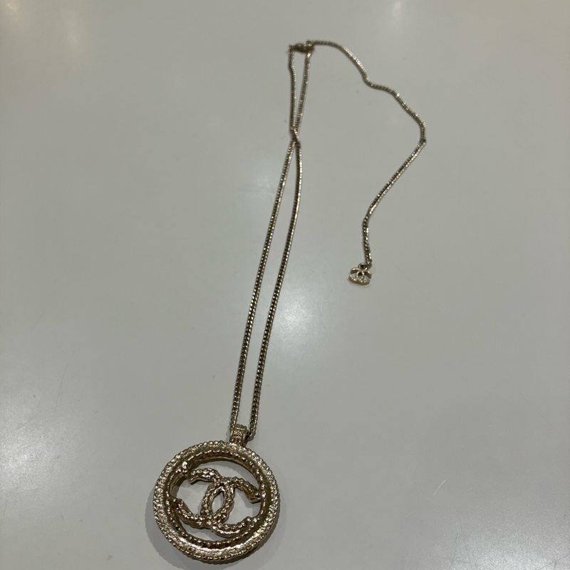 TK1767  Chanel香奈兒珍珠拼綠寶石圓形頸鏈CC Logo Long Necklace Pearl X GHW-11
