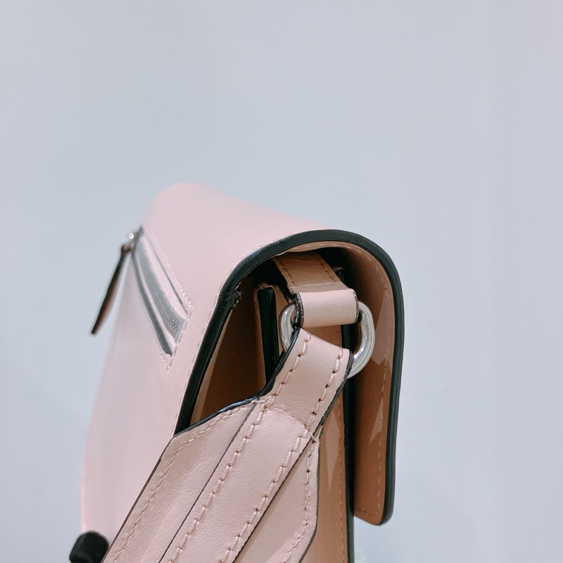 TK1768 Burberry博柏利粉紅印花斜背包Small Perforated Logo Leather Crossbody Bag Pink X GHW-51