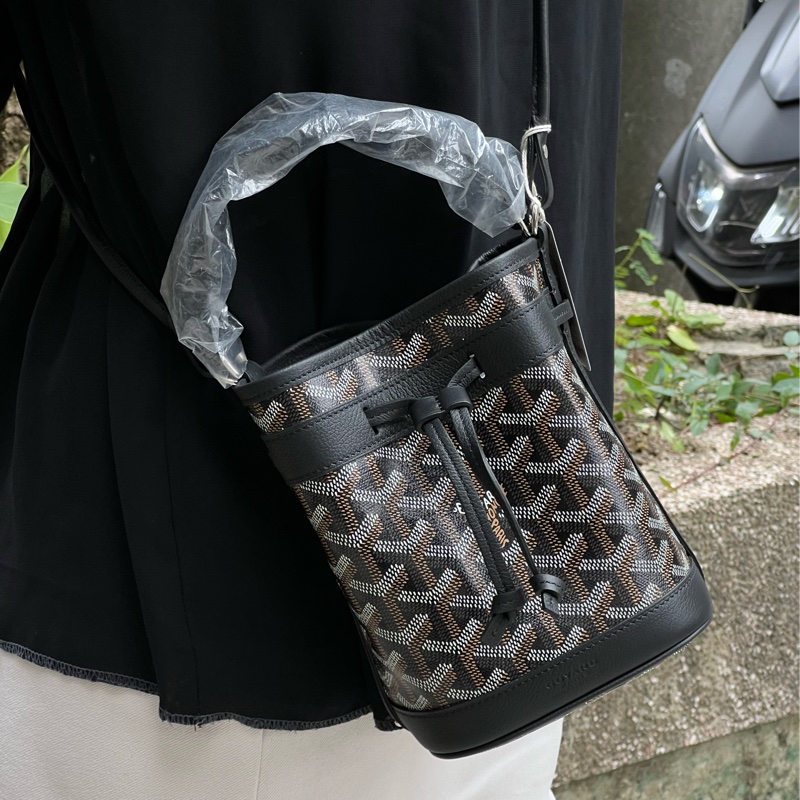 Goyard Petit Flot 迷你小牛皮和帆布水桶包(全新)-5