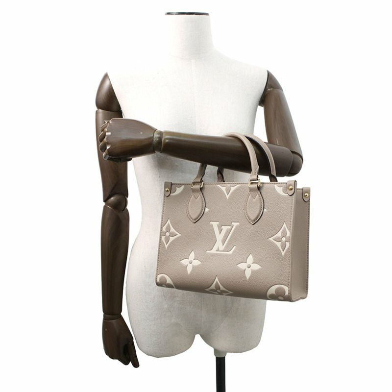 Louis Vuitton 手提包,雙色 Monogram Empreinte Giant On-the-Go PM M45779,兩用單肩包-3