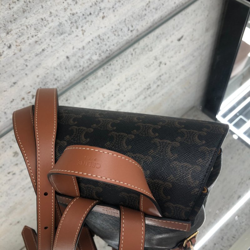 🎉新品好折扣✨Celine 118702 凱旋門老花 Bonnie雙肩後背包 棕褐色-6