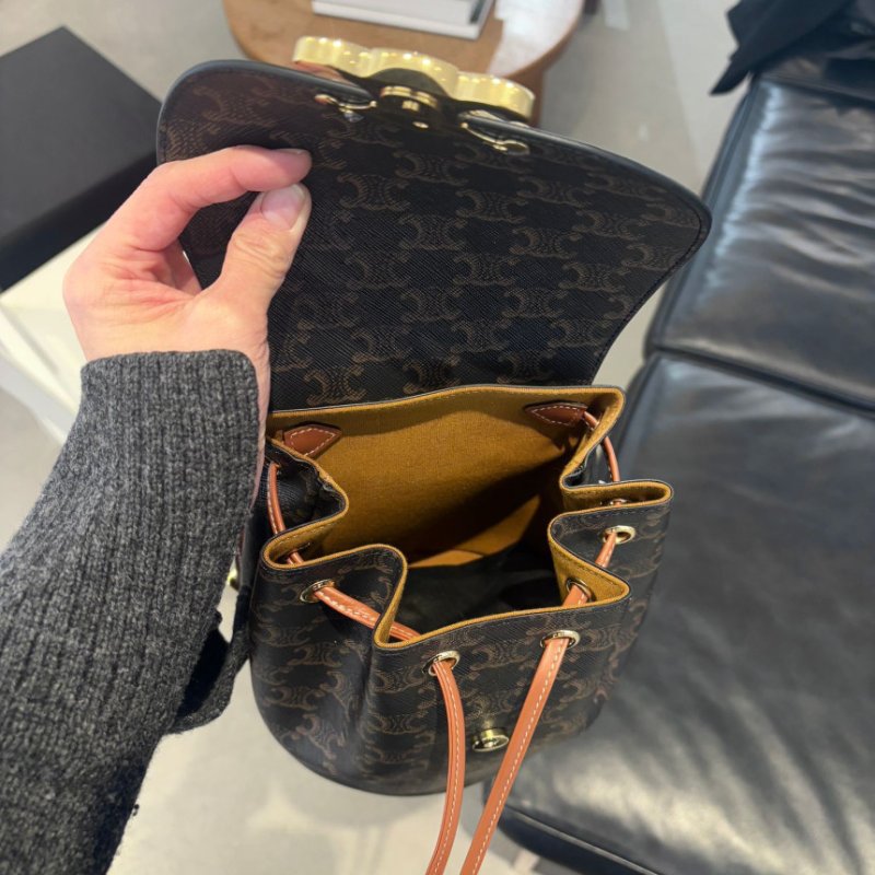 🎉新品好折扣✨Celine 118702 凱旋門老花 Bonnie雙肩後背包 棕褐色-15