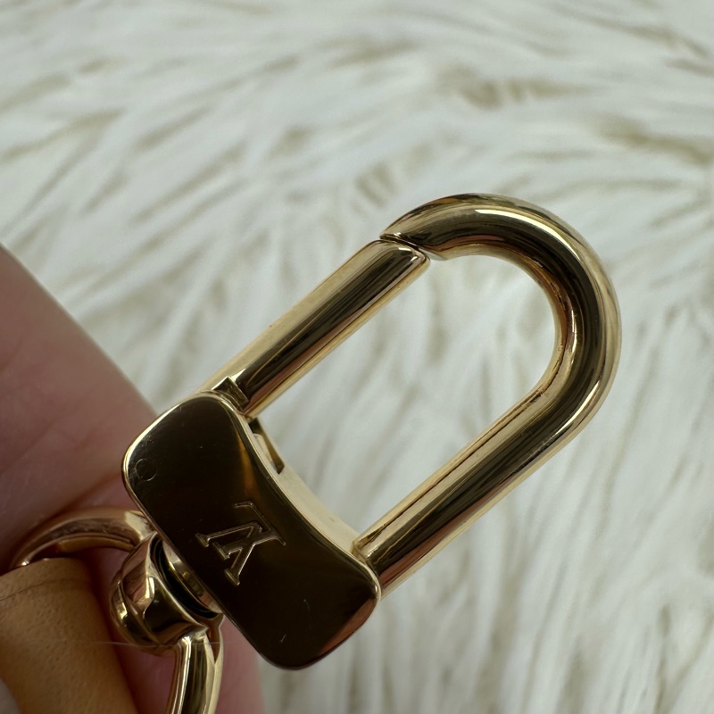 閑置品🌟LV Nano Noe 聖誕特別版印花 小水桶包 2024年 晶片款-14