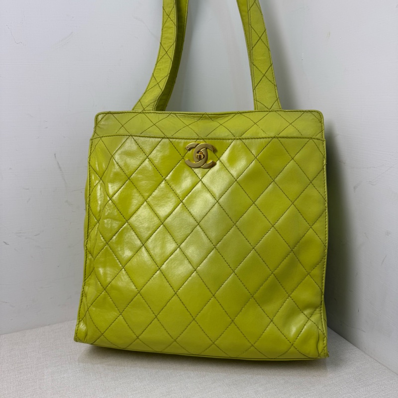CHANEL Vintage 菱格紋檸檬綠肩背包-3