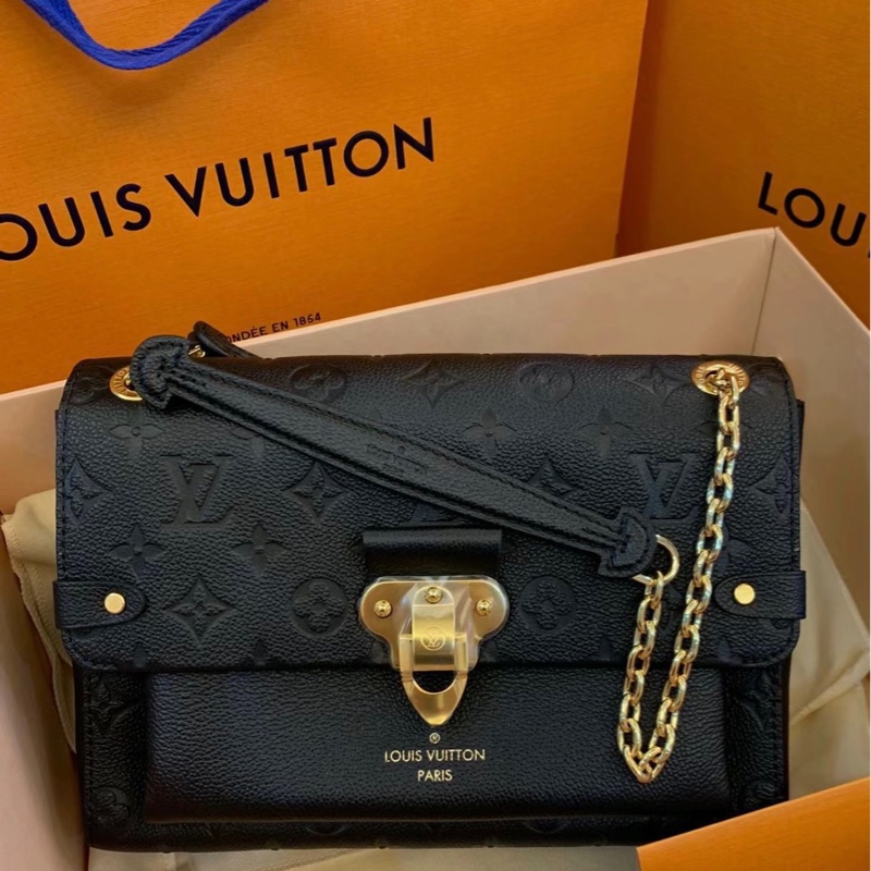 芯片款!全套全新帶膜!Louis Vuitton 全皮壓紋黑金 Vavin BB 薇薇安 斜挎包-0
