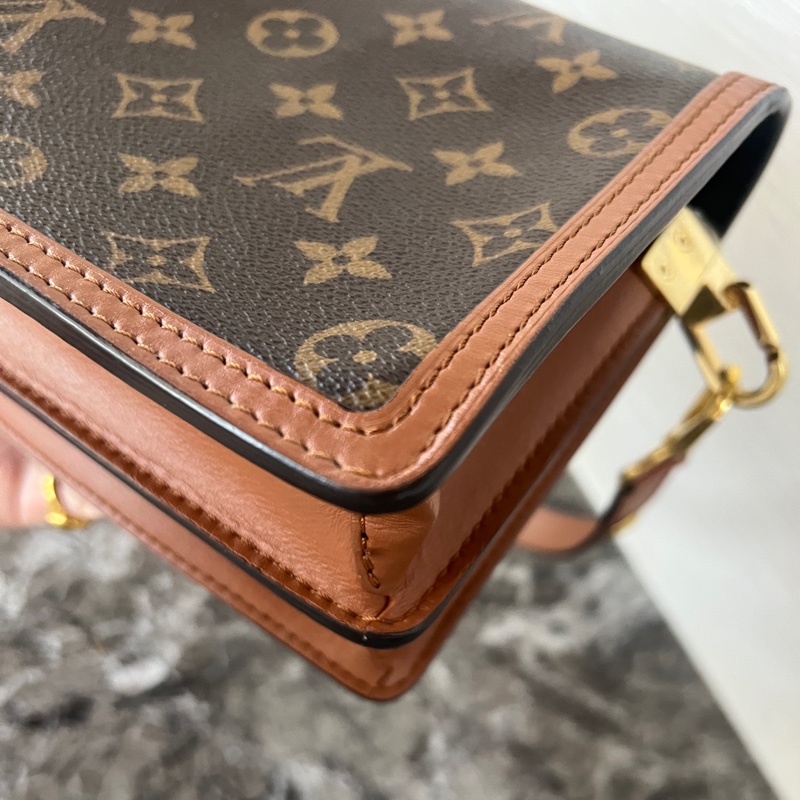 LV 達芙妮 DAUPHINE-24