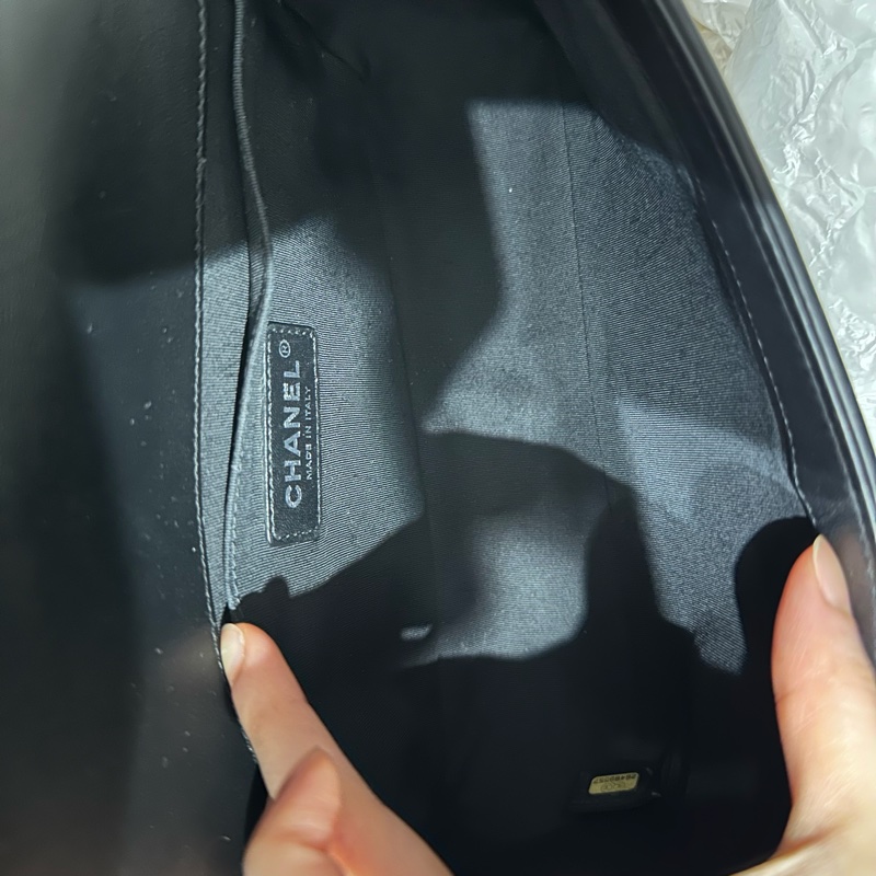 全配🈶️購證❤️ 香奈兒 #黑銀 #牛皮 #leboy25 #boy中號-32