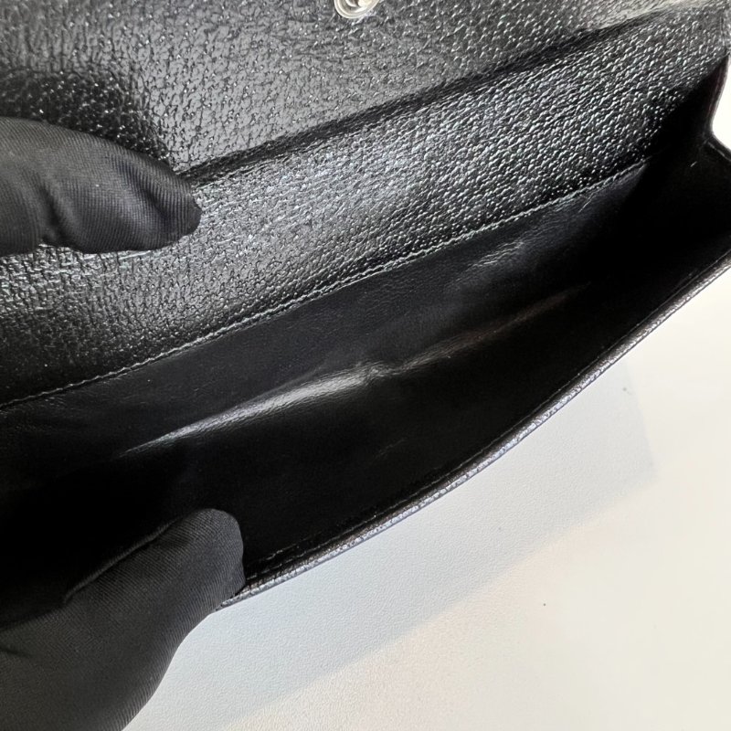 GUCCI 112715 黑老花帆布釦式長夾-6