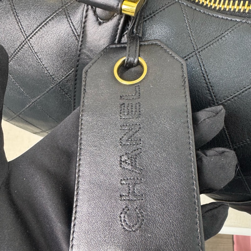 Chanel 菱格紋黑金旅行袋-16