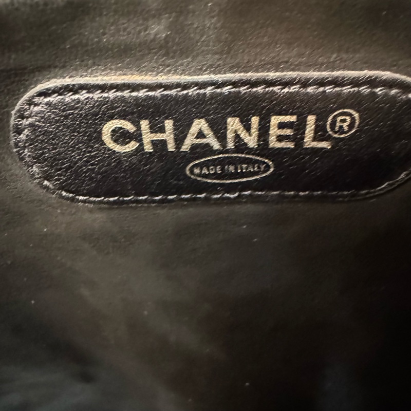 Chanel 菱格紋黑金旅行袋-25