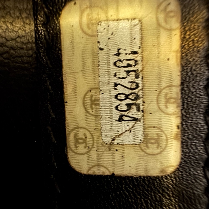 Chanel 菱格紋黑金旅行袋-26