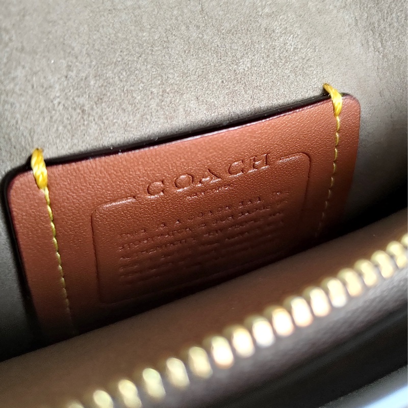 #COACH TABBY 荔枝紋C字小方包-10