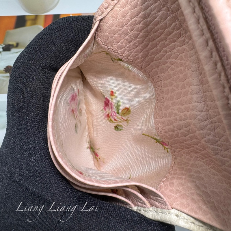 GUCCI經典蝴蝶結金屬 LOGO 卡夾-8