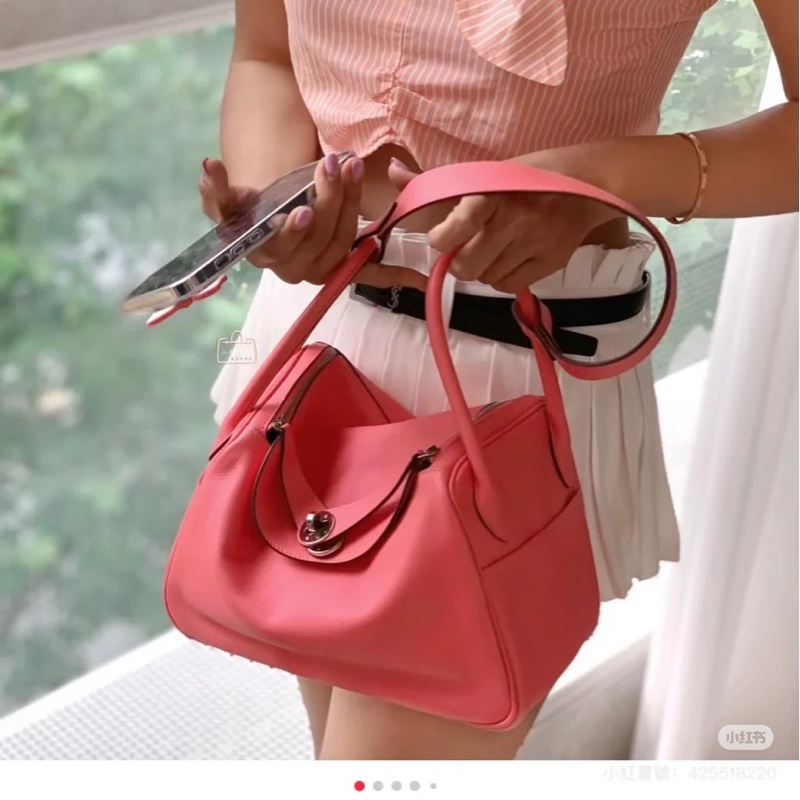 愛馬仕Hermes lindy26 唇膏粉 銀扣 c刻 26*18*14 肩帶長約42-0