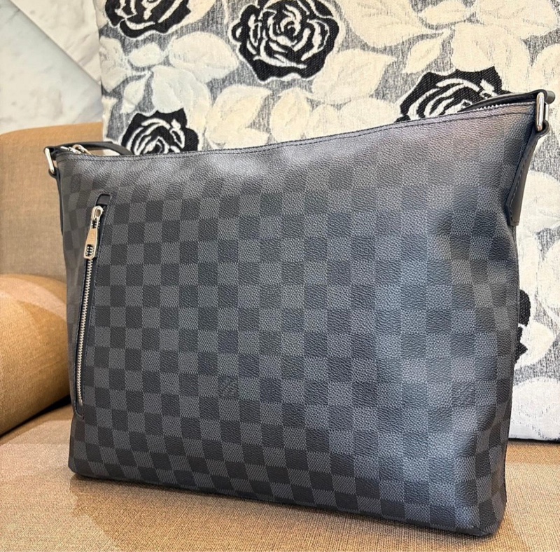 *SHIHNA名牌精品*LV Damier 系列MICK MM棋盤格肩/斜 背包-0