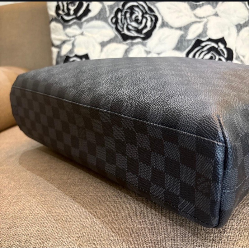 *SHIHNA名牌精品*LV Damier 系列MICK MM棋盤格肩/斜 背包-6