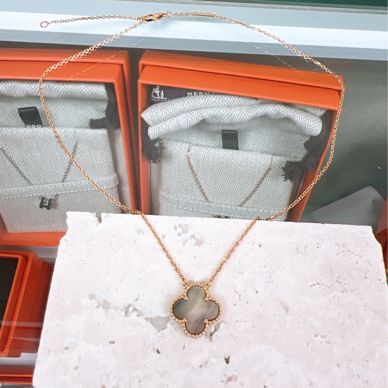 Vca vintage alhambra 灰貝母玫瑰金項鍊/頸鏈-1