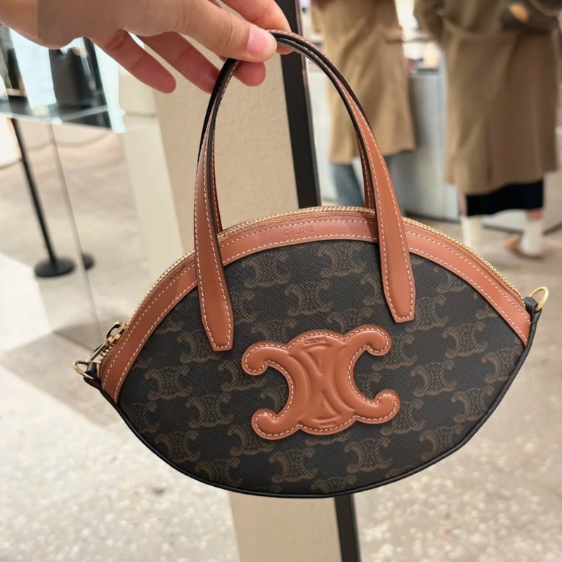 🎉新品好折扣✨Celine 122262 老花凱旋門 Oval 橢圓包 棕褐色/付長肩帶-2
