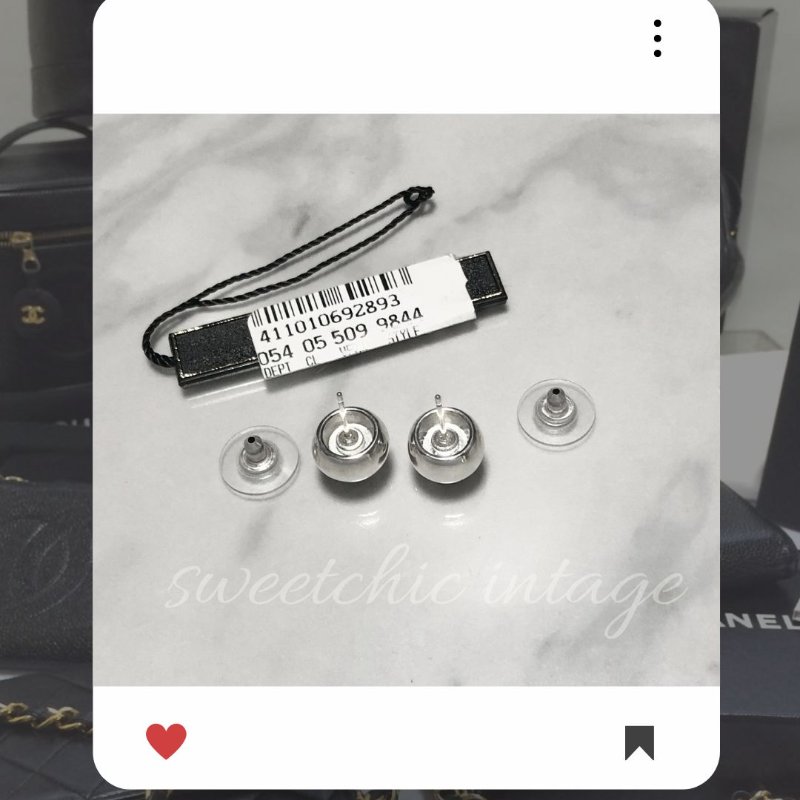 8月新品上架✨ 香奈兒 Chanel 銀色立體小圓珠耳環 🔥 香奈兒熱賣款 香奈兒耳環 CHANEL EARRING-4
