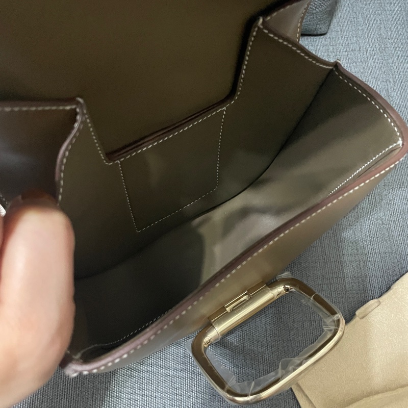 Hermes 愛馬仕 Della Cavalleria  Mini Della 屁股包大象灰金釦全新-5