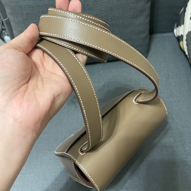 Hermes 愛馬仕 Della Cavalleria  Mini Della 屁股包大象灰金釦全新-8