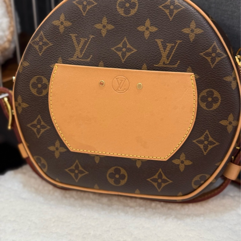 (國外購證）Lv 大圓餅包 m45647 ✨專櫃已停產-13