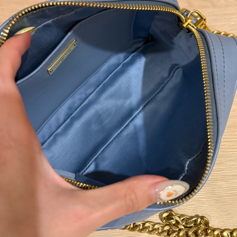 近全新MiuMiu水藍色相機包-7