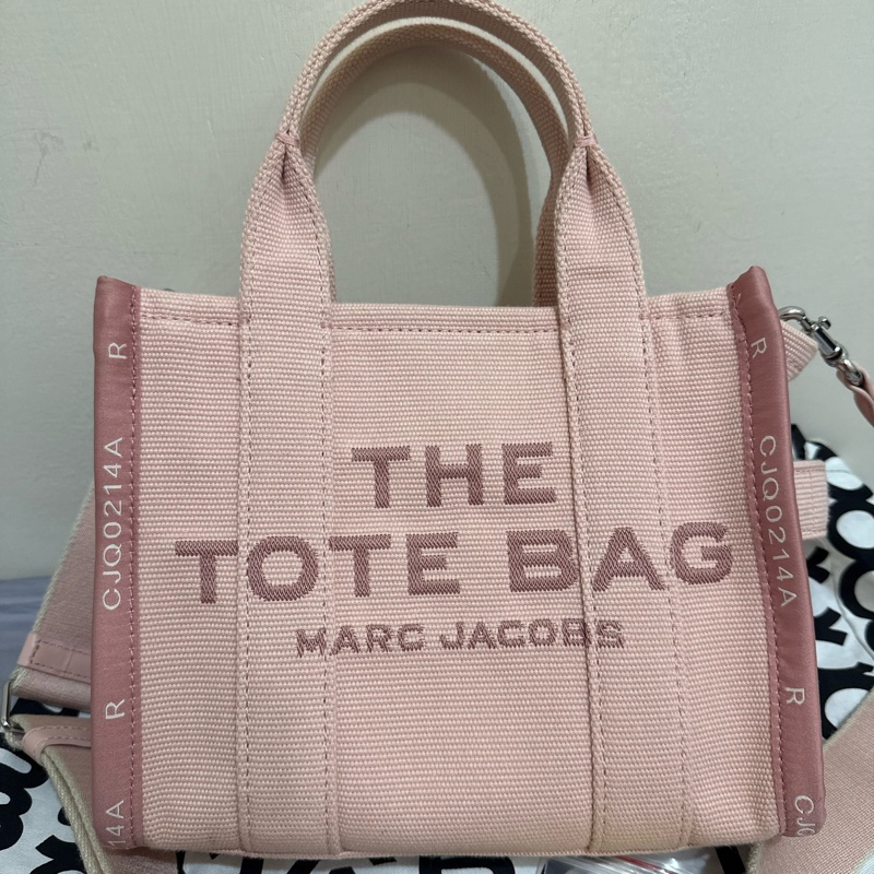 Marc Jacob’s  Traveler  mini tote 粉色 刺繡款 托特包 斜背包-1