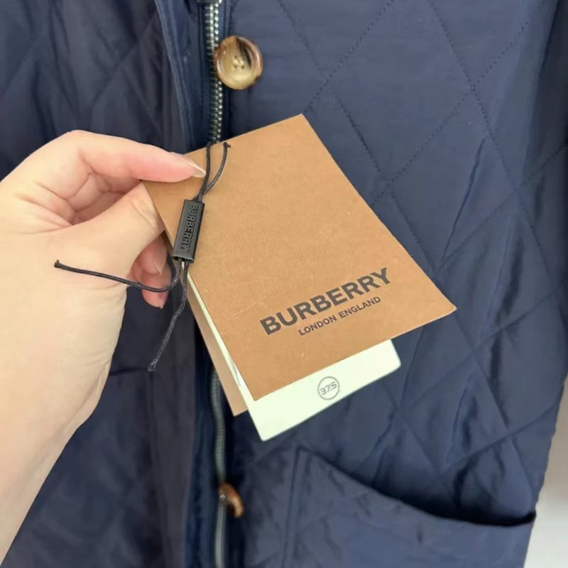 Burberry 經典款連帽棉服外套 僅試穿閒置 尺寸XXS碼 胸圍92 衣長78-2