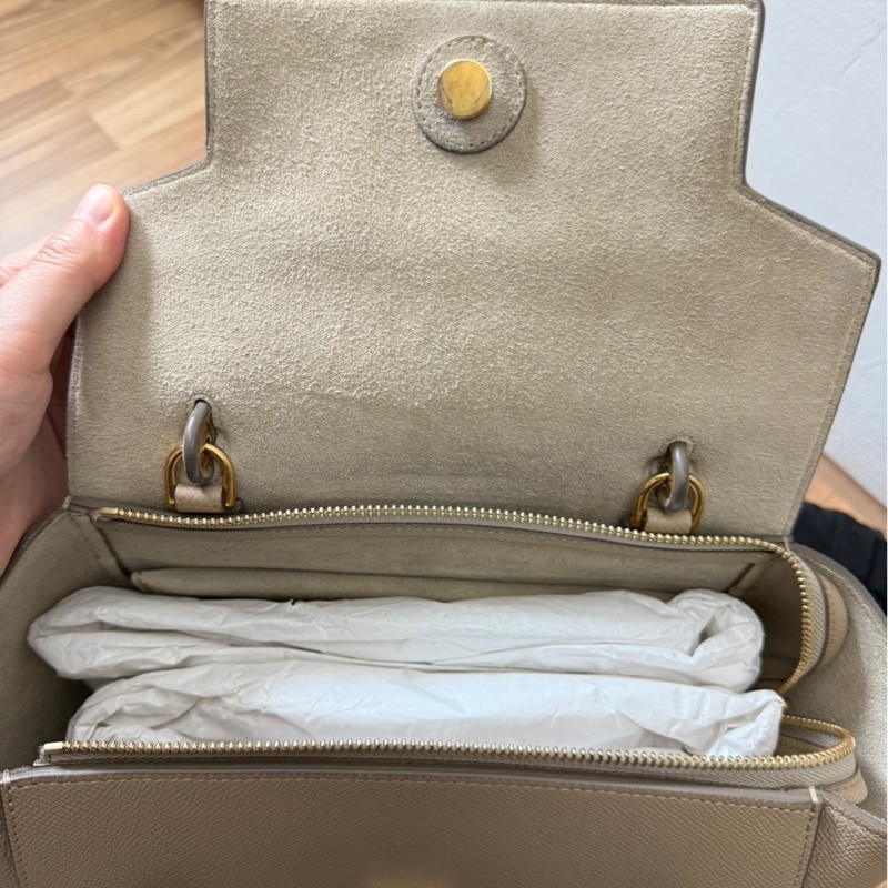 已售出 Celine belt mirco 奶茶色 手提肩背包-12