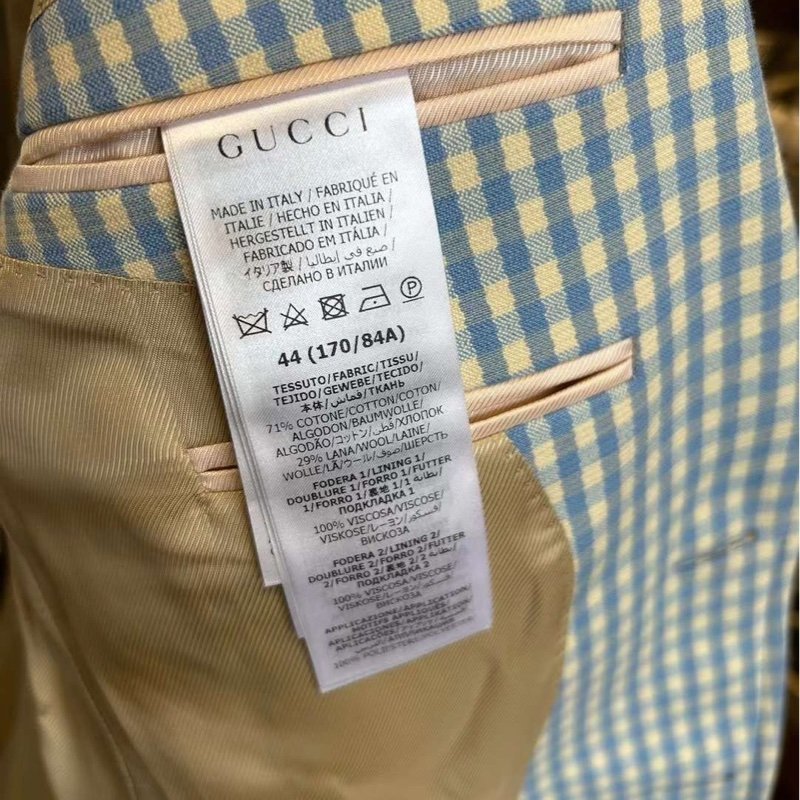 Gucci 外套 尺寸44號 M-L都能穿 原價近十萬 只穿兩次後放置 很新 已乾洗過-4