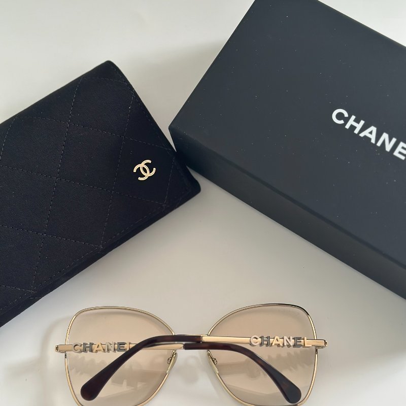 Chanel 新款蝶形太陽眼鏡 側面字母logo 全新全配-3