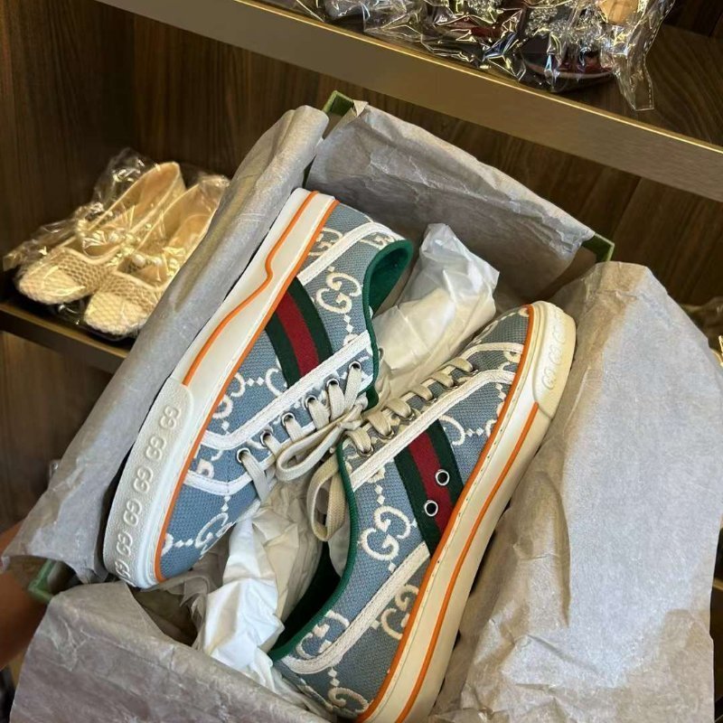 Gucci 帆布鞋 全新37號 有鞋盒-2