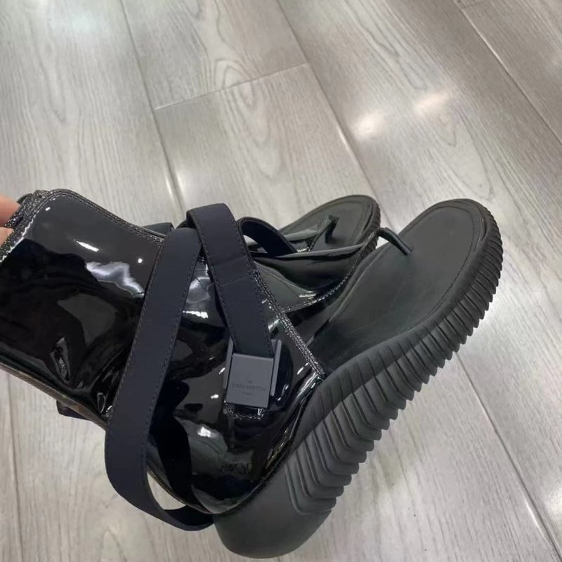 全新Iv秀款高筒涼鞋 原價近五萬 尺寸36碼 全新未穿過 配件有塵袋-2