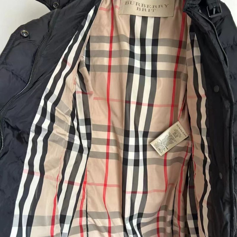 Burberry長款羽絨服外套 尺寸XS碼 胸圍92 衣長83 穿沒幾次很新-3