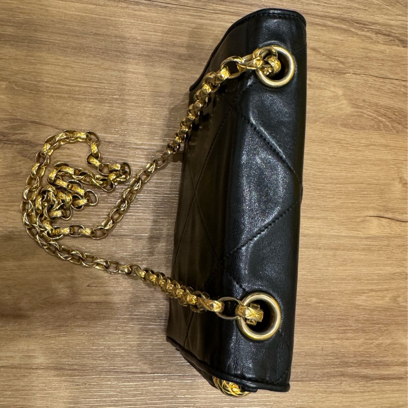 vintage Chanel黑色羊皮梯形流蘇雕花金鍊chain bag-12