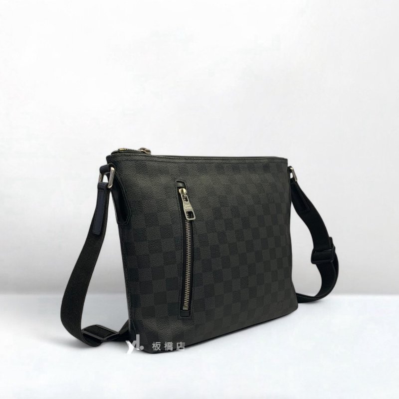 LV MICK PM 黑棋盤格紋斜背包N41211-3