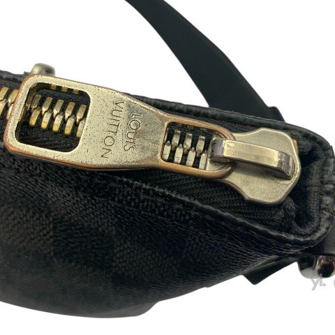 LV MICK PM 黑棋盤格紋斜背包N41211-7