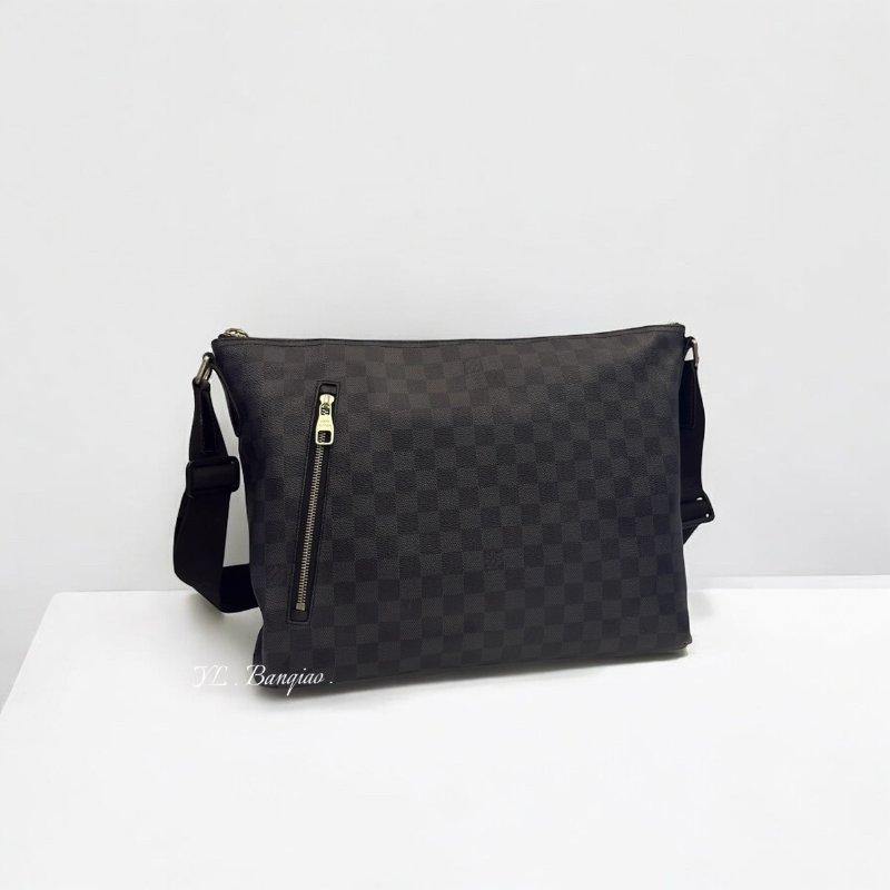 LV MICK PM 黑棋盤格紋斜背包N41211-0