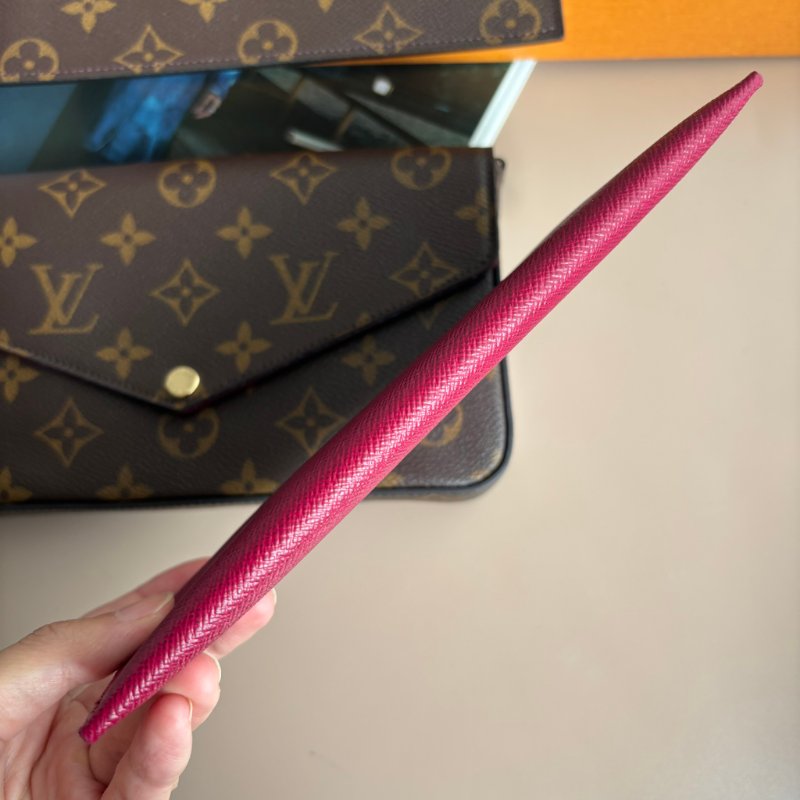 ::LOIUS VUITTON:: LV M81896 Felicie經典帆布鍊帶WOC三合一鏈包-9