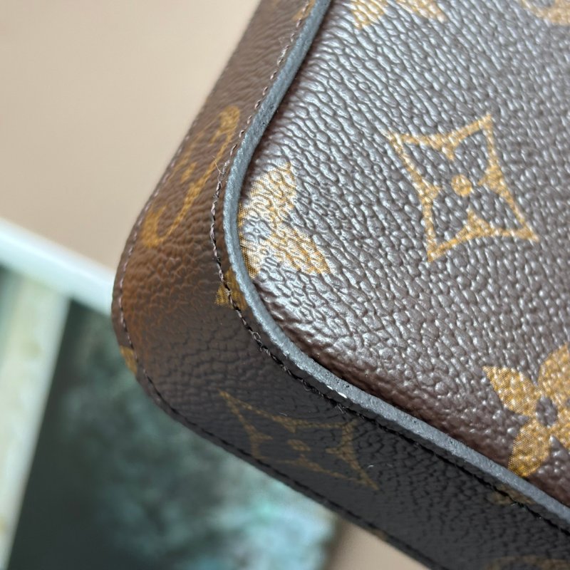 ::LOIUS VUITTON:: LV M81896 Felicie經典帆布鍊帶WOC三合一鏈包-28
