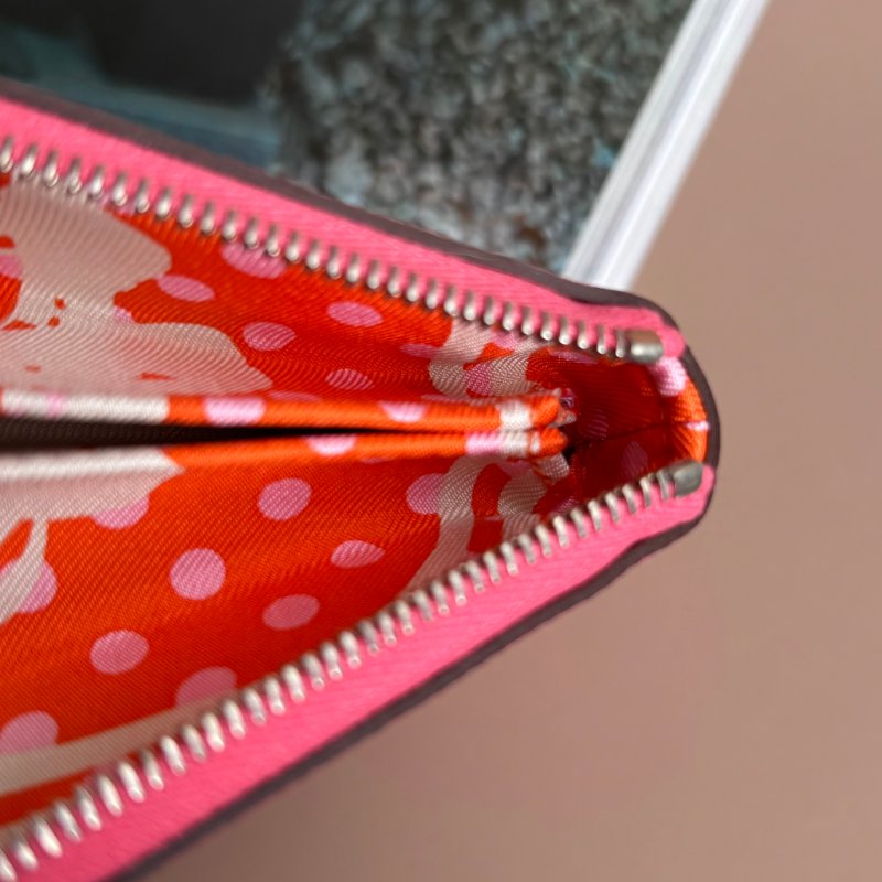 ::HERMES 愛馬仕:: C刻Silk In系列玫瑰杜鵑粉色牛皮拉鍊絲巾短夾-23