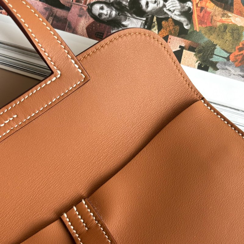 櫃上停產很久！::HERMES 愛馬仕:: W刻MINI HALZAN金棕色銀釦斜背肩背包-13