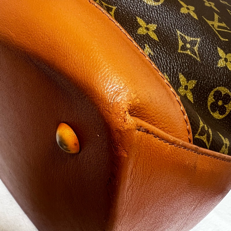 Lv 經典老花紅皮購物包-7