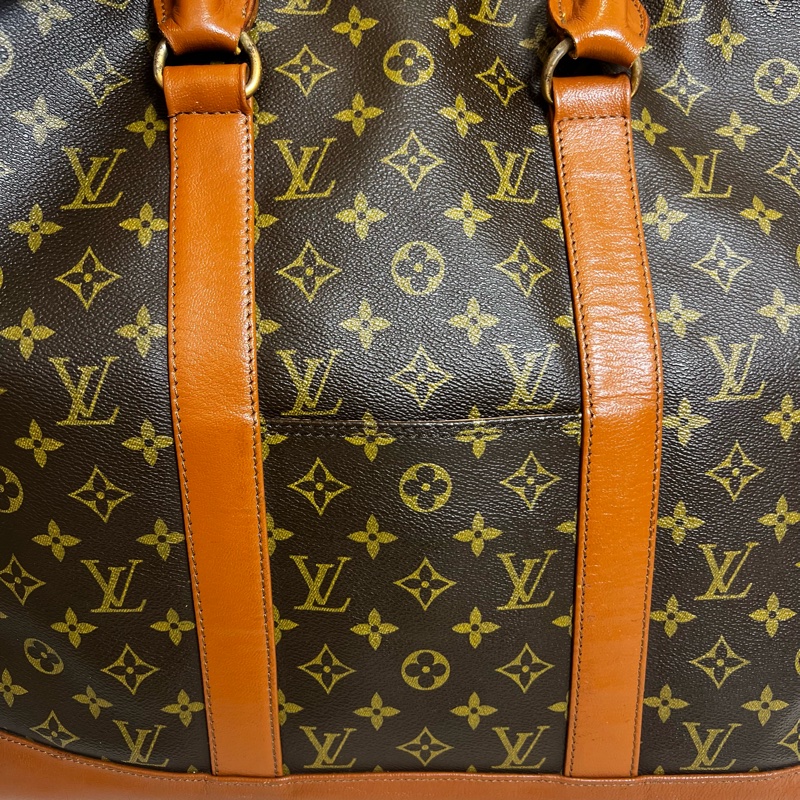 Lv 經典老花紅皮購物包-12