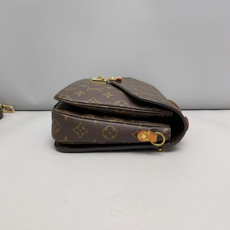 LV路易威登 Pochette Metis老花郵差包斜背包-5