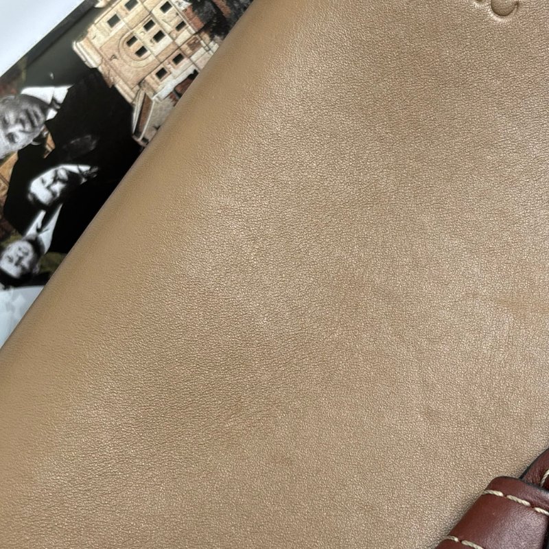 ::LOEWE:: GATE沙色拼接駝色天然小牛皮斜背包馬鞍側背包(小)-2