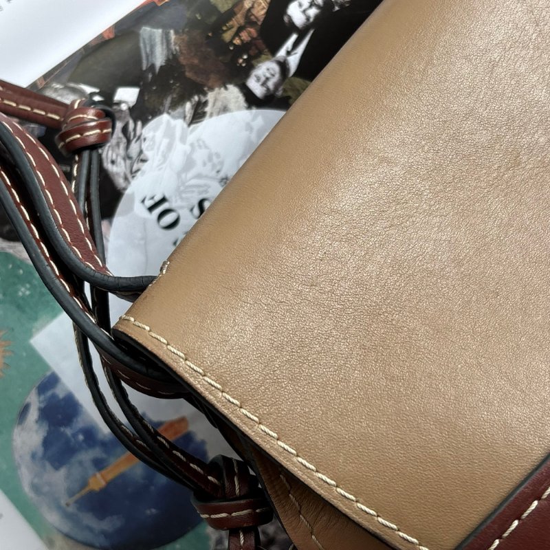 ::LOEWE:: GATE沙色拼接駝色天然小牛皮斜背包馬鞍側背包(小)-4